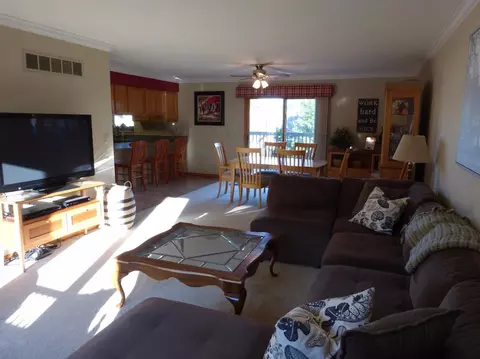856 Berkshire Dr, Saline, MI 48176 photo 7