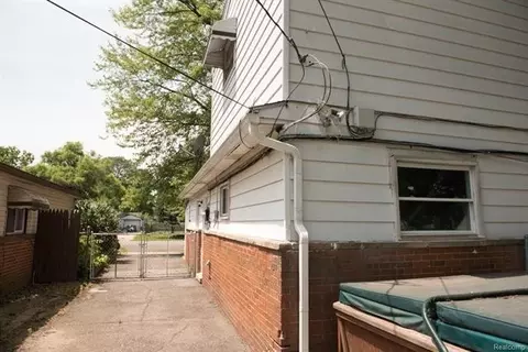 7255 Michael St, Taylor, MI 48180 photo 7