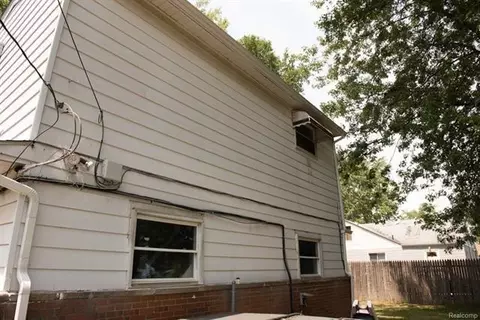 7255 Michael St, Taylor, MI 48180 photo 5