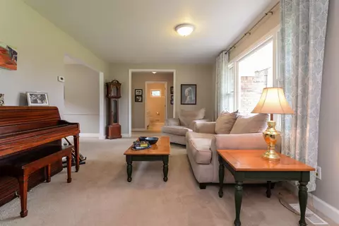 9605 Daisy Ln, Dexter, MI 48130 photo 8