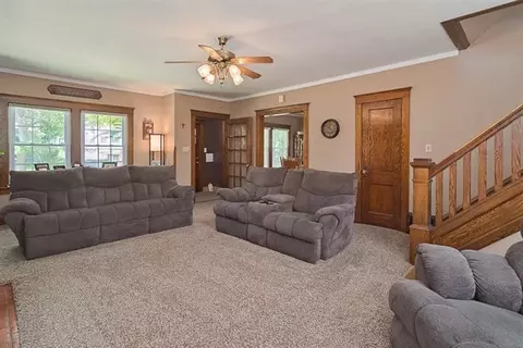 341 Edward St, Jackson, MI 49201 photo 4