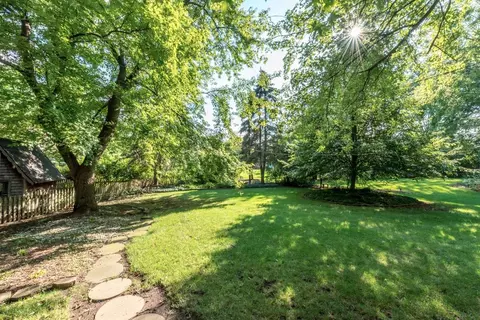 2113 Delaware Dr, Ann Arbor, MI 48103 photo 6