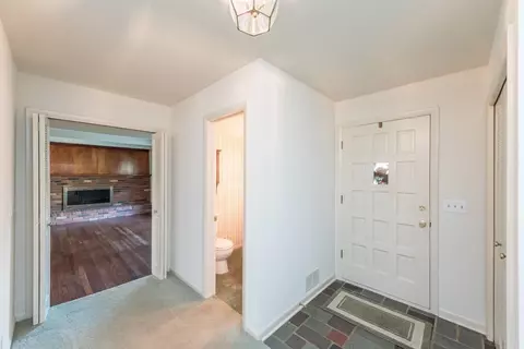 2113 Delaware Dr, Ann Arbor, MI 48103 photo 8