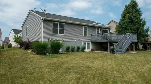 3624 S Downs Dr, Dexter, MI 48130 photo 2