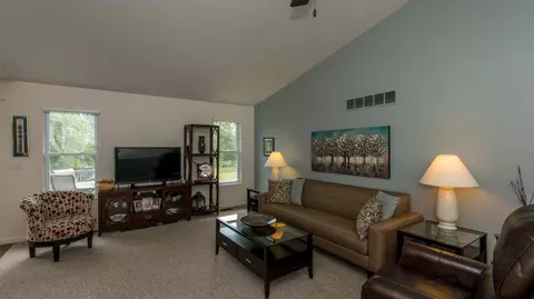 3624 S Downs Dr, Dexter, MI 48130 photo 4