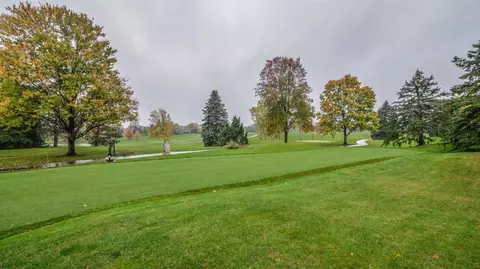 3039 Timberview Rd, Saline, MI 48176 photo 2