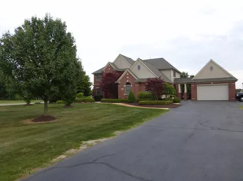 9050 Carter Dr, Saline, MI 48176 photo 3