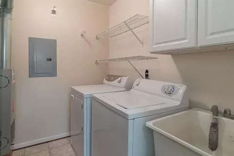 188 Commons Ct, Saline, MI 48176 photo 29
