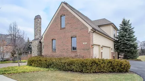 895 Eagle Ave, Ann Arbor, MI 48103 photo 6