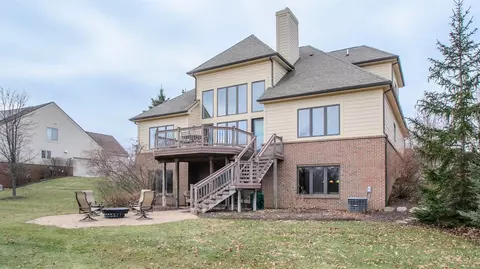 895 Eagle Ave, Ann Arbor, MI 48103 photo 3