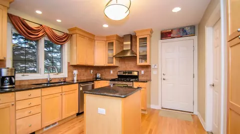 895 Eagle Ave, Ann Arbor, MI 48103 photo 22
