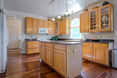 3782 Kipling Cir, Howell, MI 48843 photo 2