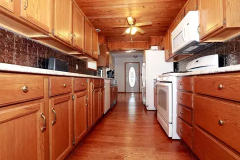 9380 E Willow Rd, Willis, MI 48191 photo 5