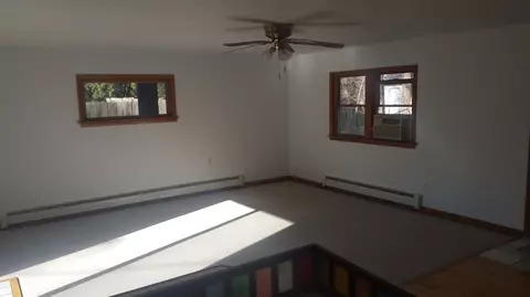 37325 Ecorse Rd, Romulus, MI 48174 photo 10