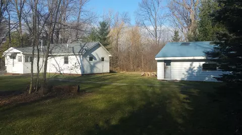 37325 Ecorse Rd, Romulus, MI 48174 photo 3