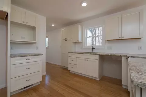 7742 Huron River Dr, Dexter, MI 48130 photo 5