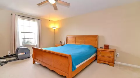 175 Commons Cir, Saline, MI 48176 photo 15