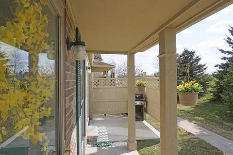 175 Commons Cir, Saline, MI 48176 photo 4