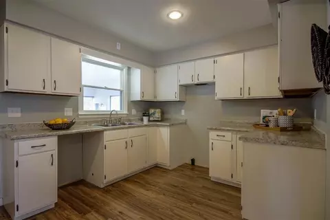 724 Crescent Rd, Jackson, MI 49203 photo 6