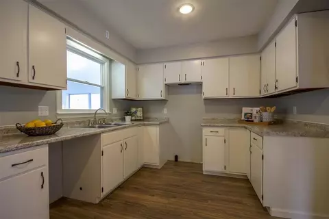 724 Crescent Rd, Jackson, MI 49203 photo 7