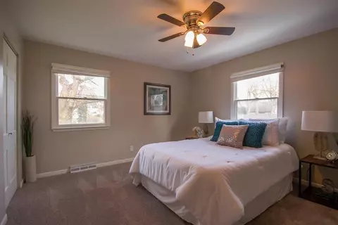 724 Crescent Rd, Jackson, MI 49203 photo 9