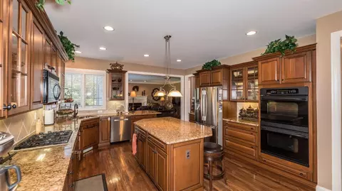 6470 Brookview Dr, Saline, MI 48176 photo 26