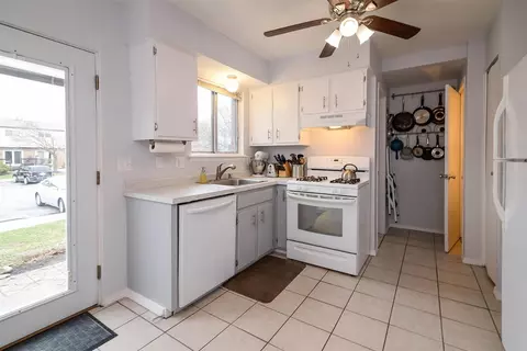 237 Sheffield, Saline, MI 48176 photo 4