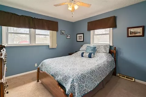 35771 Wick Rd, Romulus, MI 48174 photo 22