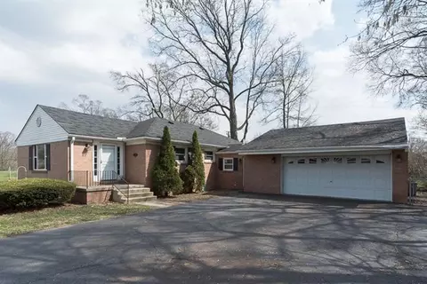 35771 Wick Rd, Romulus, MI 48174 photo 2