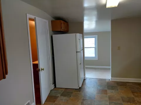 720 Irving St, Jackson, MI 49202 photo 3