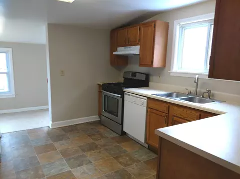 720 Irving St, Jackson, MI 49202 photo 2