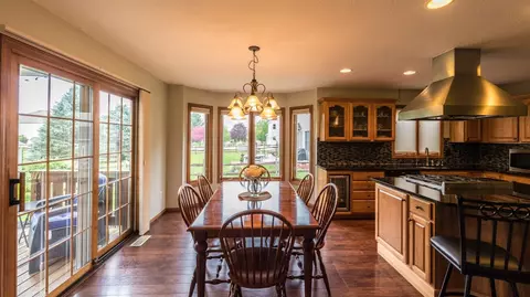 7277 Cinden Rd, Temperance, MI 48182 photo 5
