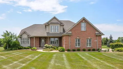 9010 Carter, Saline, MI 48176 photo 1