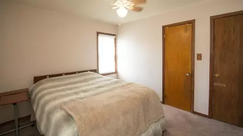 37045 Eureka Rd, Romulus, MI 48174 photo 10