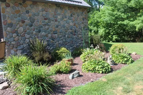 7706 Pingree, Pinckney, MI 48169 photo 3