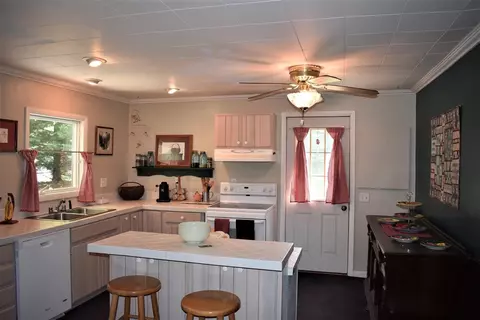 12169 Oelke Rd, Maybee, MI 48159 photo 5