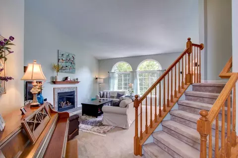 8232 Bridgeway Dr, Dexter, MI 48130 photo 4