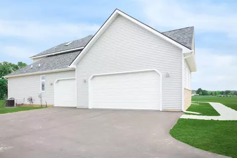 7323 Pinefield Dr, Dexter, MI 48130 photo 5