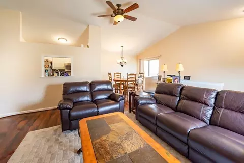 147 Commons Cir, Saline, MI 48176 photo 6