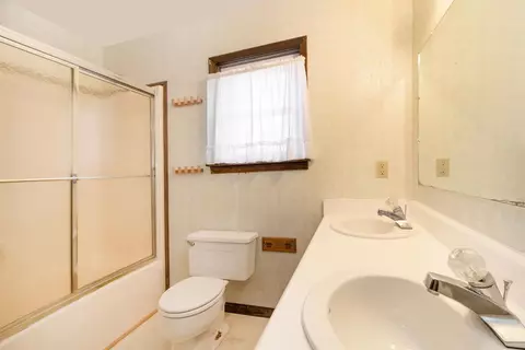 7570 Warner Rd, Saline, MI 48176 photo 27