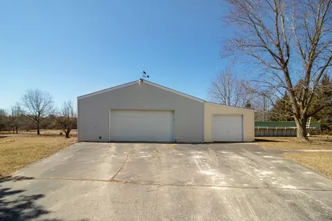 7570 Warner Rd, Saline, MI 48176 photo 38