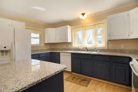 7570 Warner Rd, Saline, MI 48176 photo 16