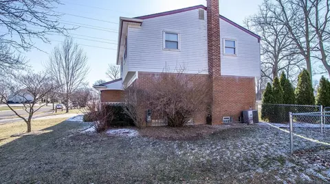 574 Marlpool, Saline, MI 48176 photo 6