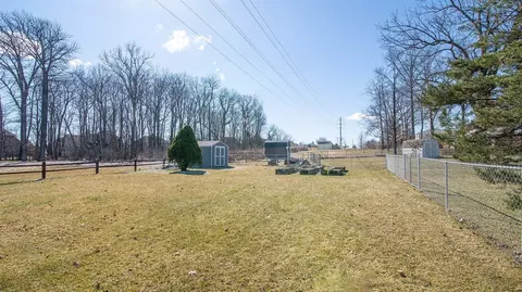 574 Marlpool, Saline, MI 48176 photo 14
