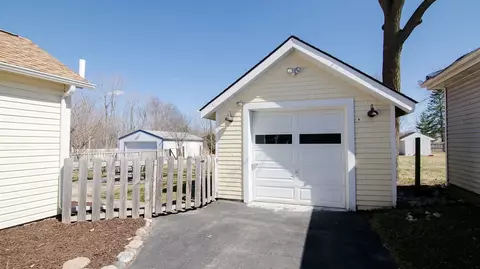 3654 Central St, Dexter, MI 48130 photo 28