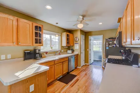 7153 Palmer St, Dexter, MI 48130 photo 26