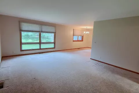 8593 Warner, Saline, MI 48176 photo 14
