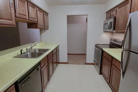 8593 Warner, Saline, MI 48176 photo 9
