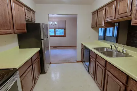 8593 Warner, Saline, MI 48176 photo 7