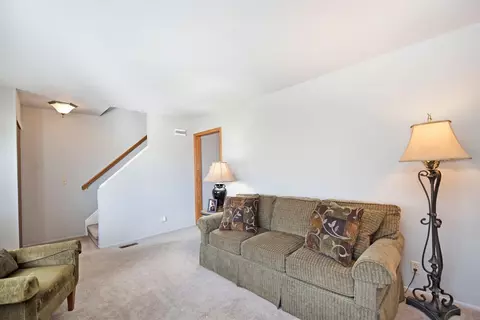 231 Harper Dr, Saline, MI 48176 photo 3